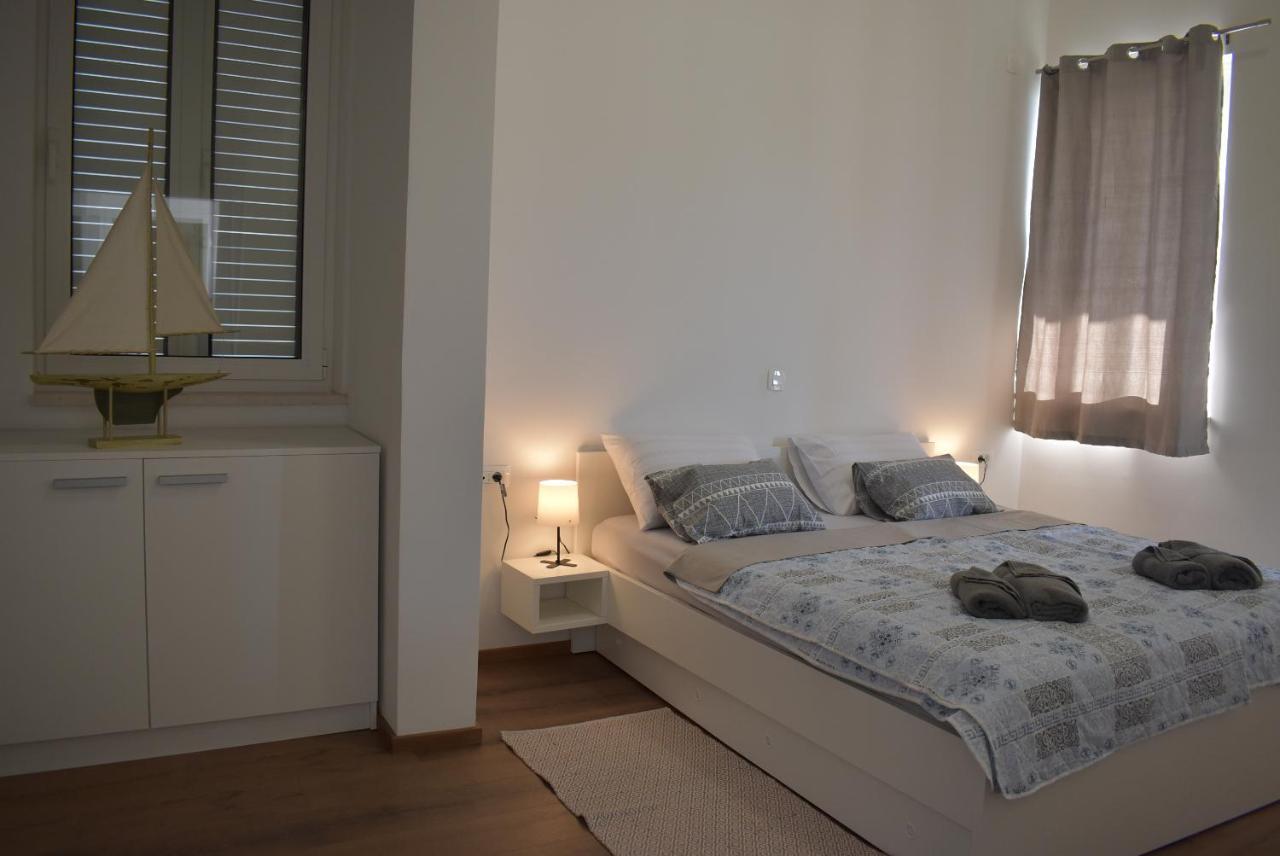 Apartment Aci Marina Rab Banjol Eksteriør billede